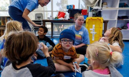 Child-care-providers-640x384